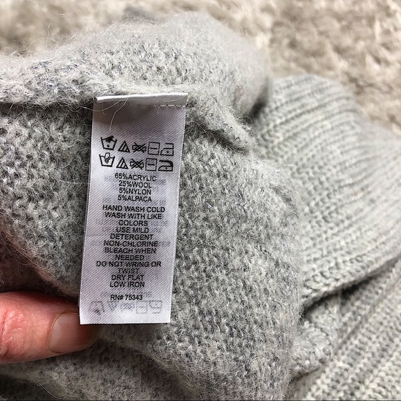 Wool / Alpaca Blend Sweater - Picture 4 of 6